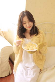 黄杏秀女儿